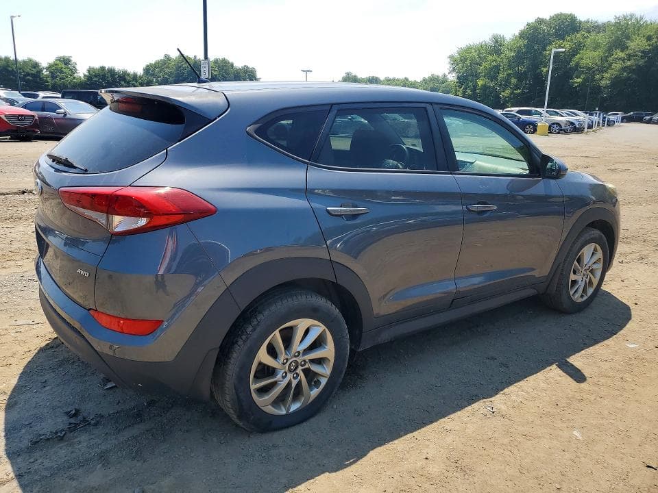 2018 HYUNDAI TUCSON SE