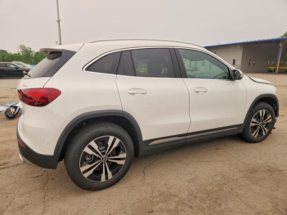 2026 MERCEDES-BENZ GLA 250 4MATIC