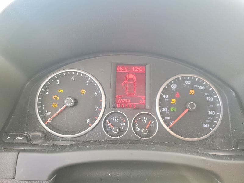 2009 VOLKSWAGEN TIGUAN S