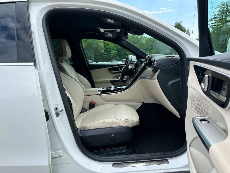 2024 MERCEDES-BENZ GLC 300