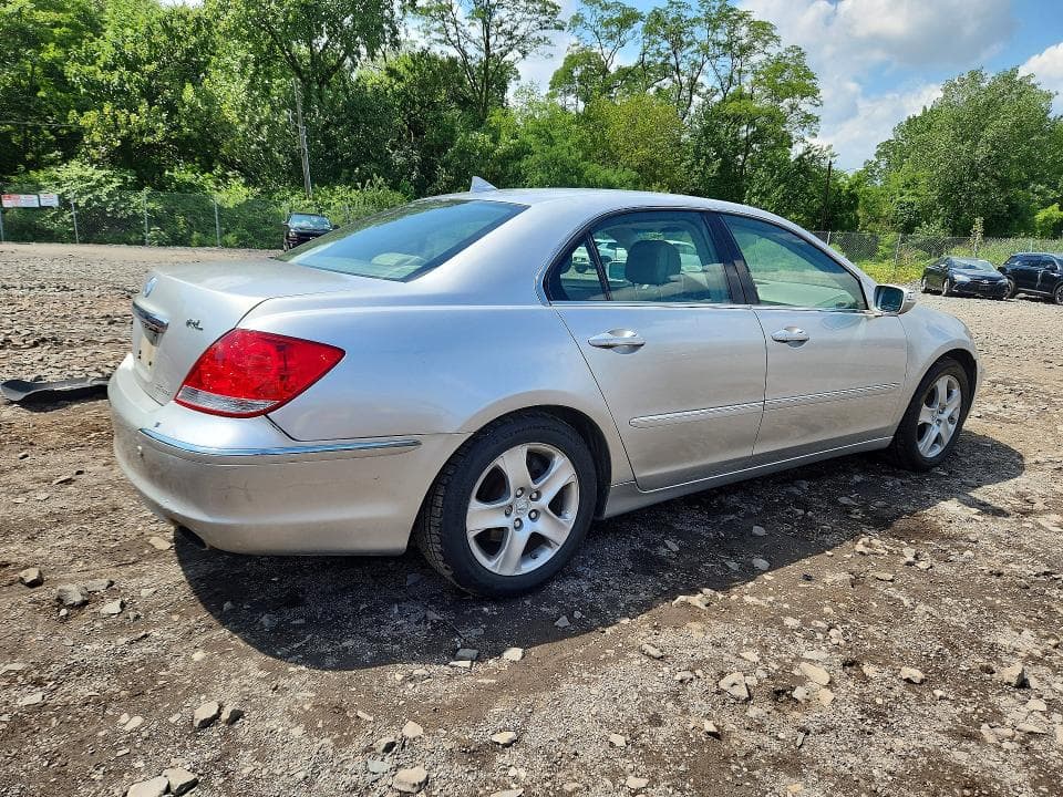 2005 ACURA RL