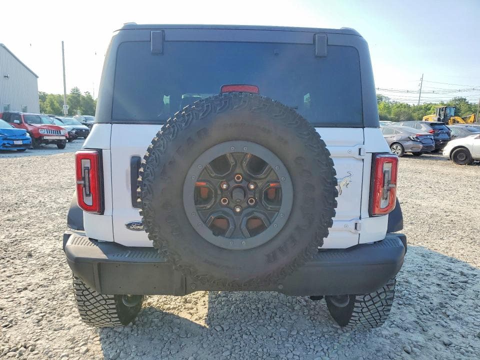 2023 FORD BRONCO BASE