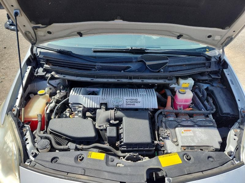 2010 TOYOTA PRIUS III