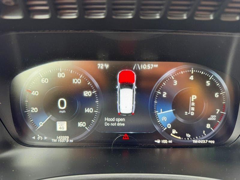 2016 VOLVO XC90 T6