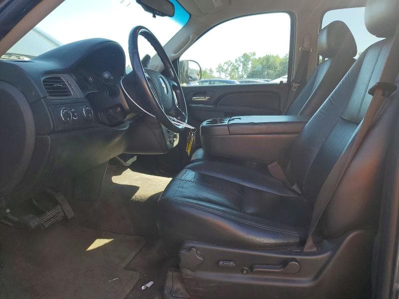 2010 CHEVROLET SUBURBAN K1500 LS