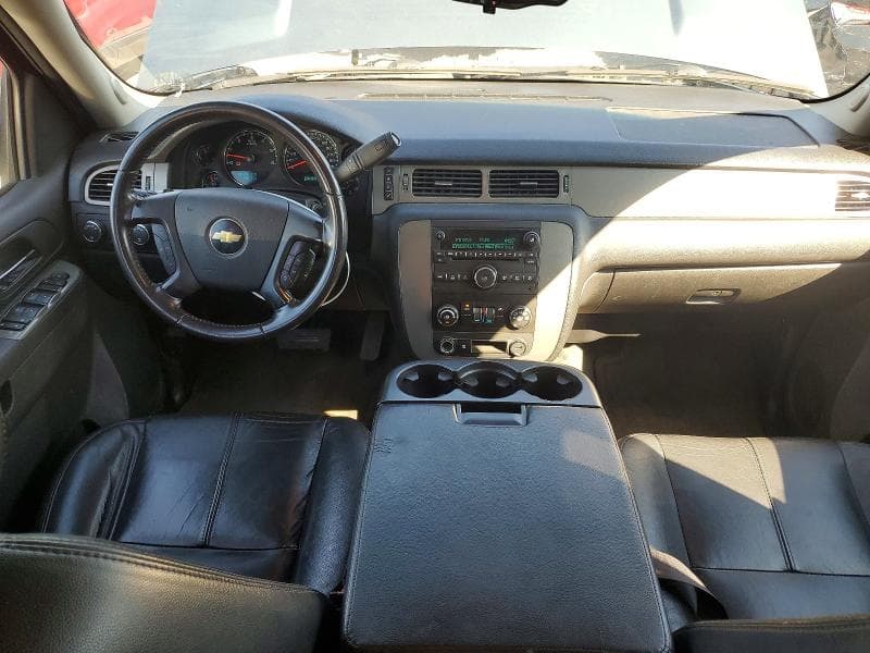 2010 CHEVROLET SUBURBAN K1500 LS