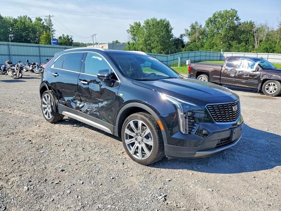 2023 CADILLAC XT4 PREMIUM LUXURY