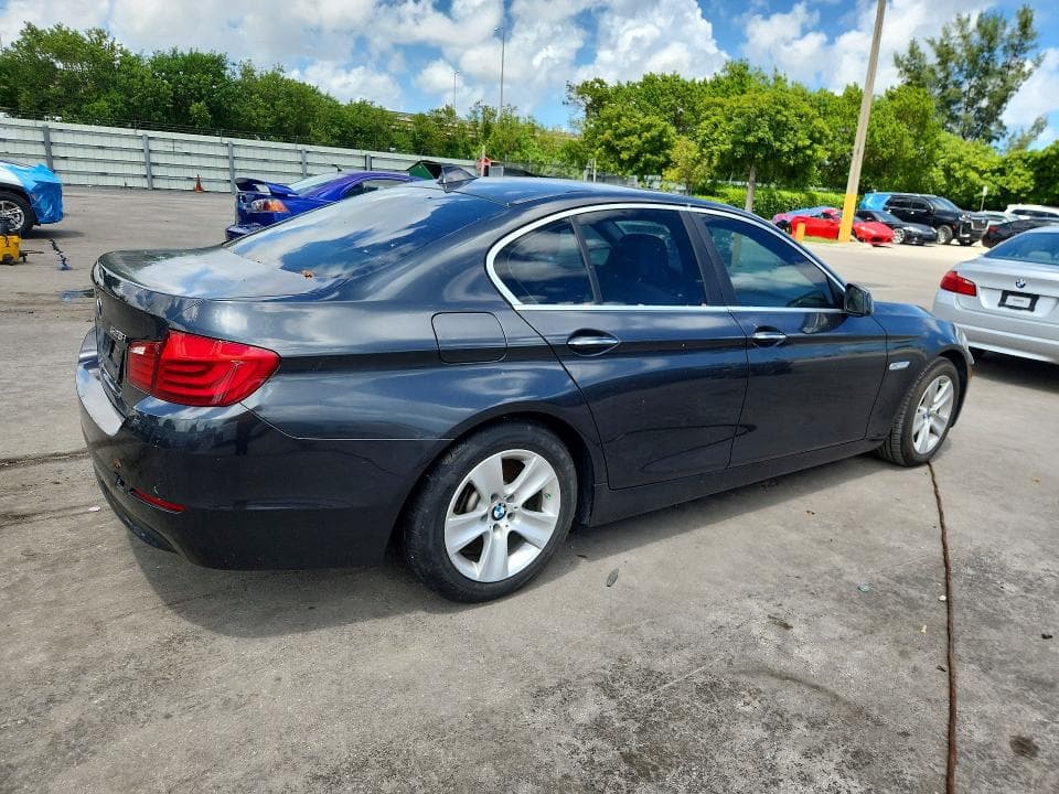 2011 BMW 528 I