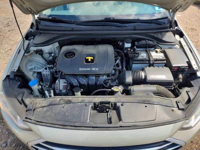 2017 HYUNDAI ELANTRA SE