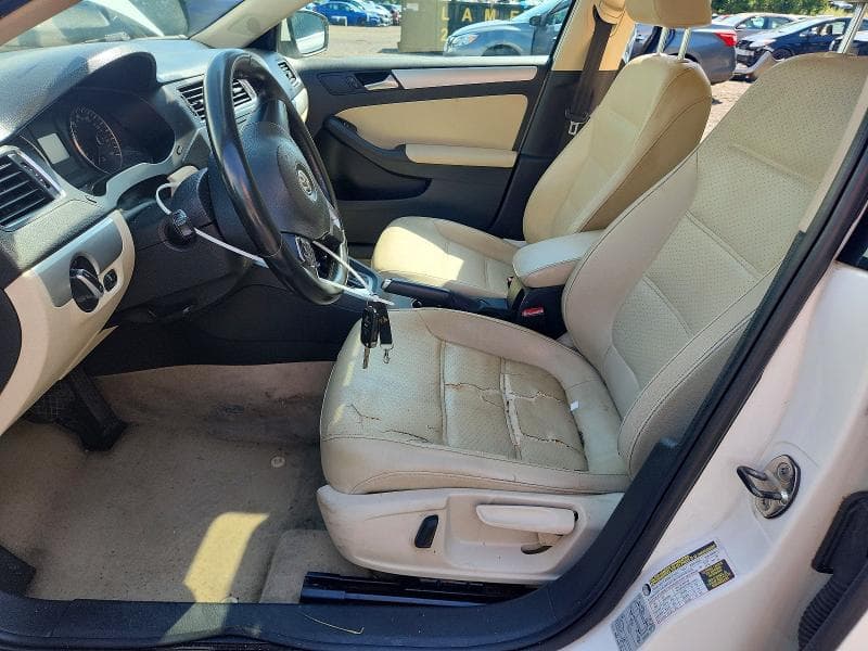 2013 VOLKSWAGEN JETTA SE