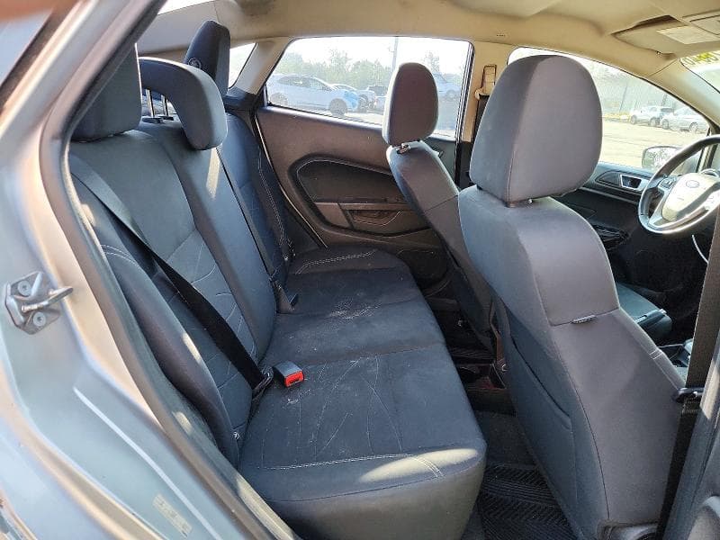 2015 FORD FIESTA SE
