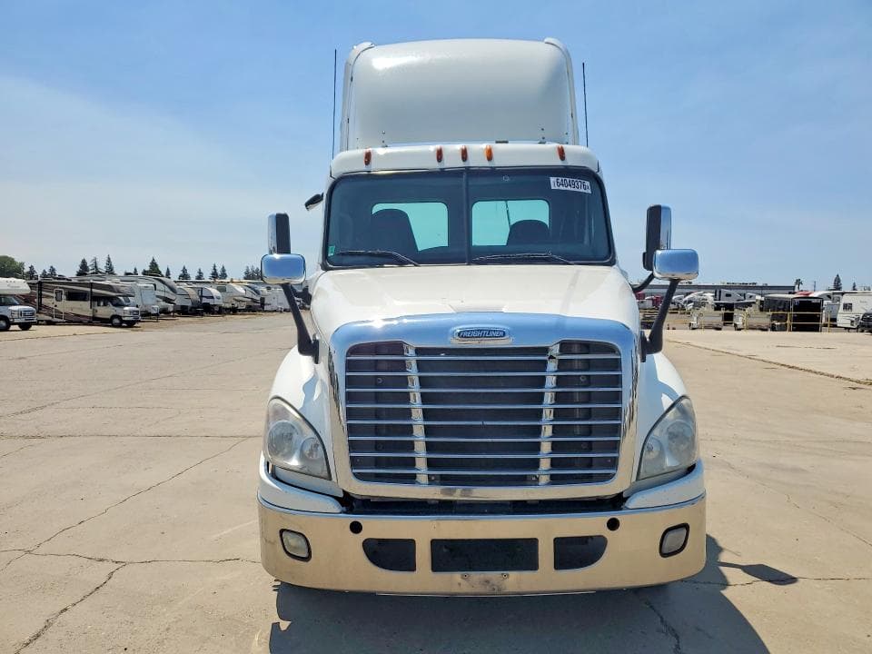 2013 FREIGHTLINER CASCADIA 125