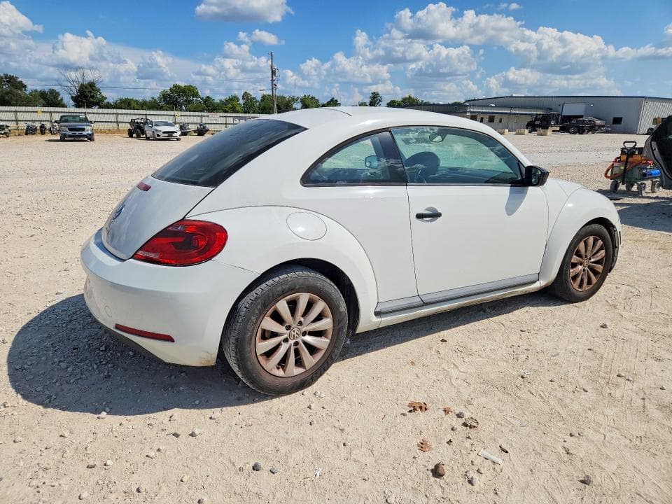2016 VOLKSWAGEN BEETLE 1.8T
