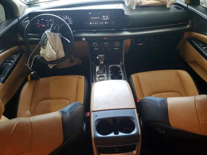 2023 KIA CARNIVAL LX