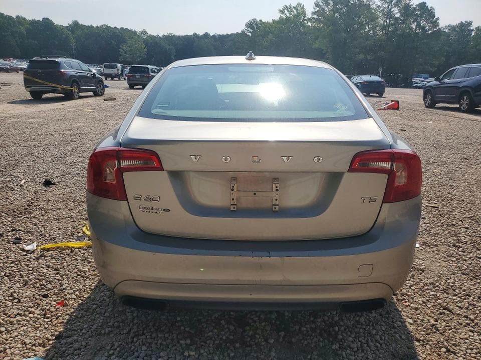 2015 VOLVO S60 PREMIER