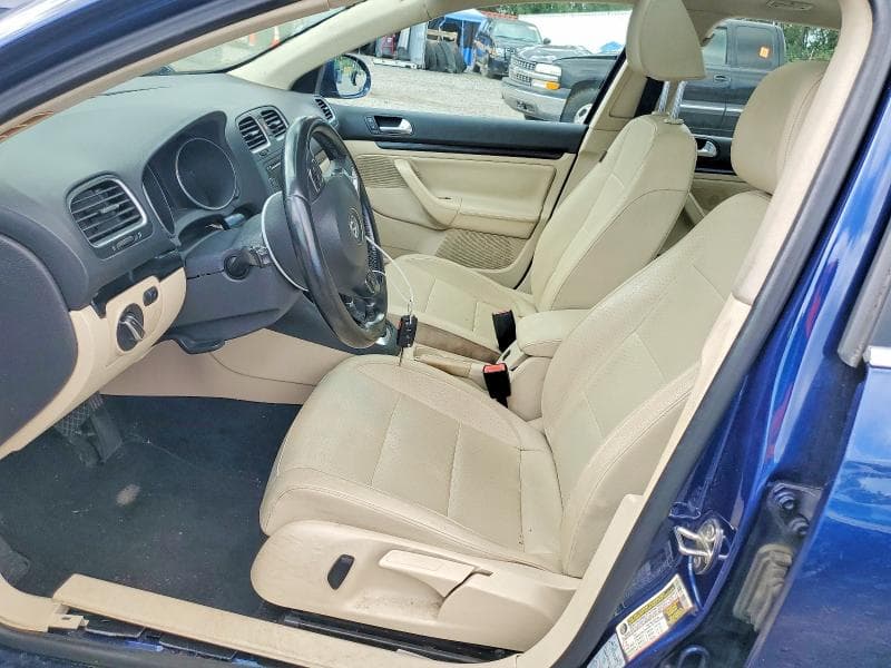 2011 VOLKSWAGEN JETTA S