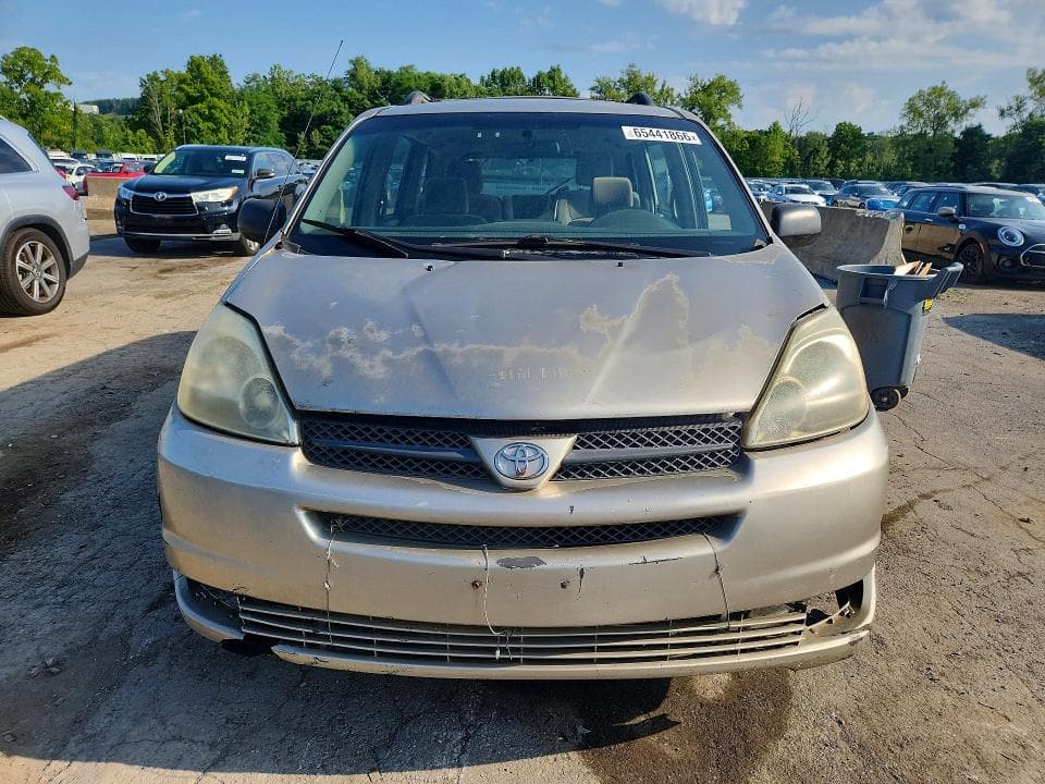 2005 TOYOTA SIENNA CE 7 PASSENGER