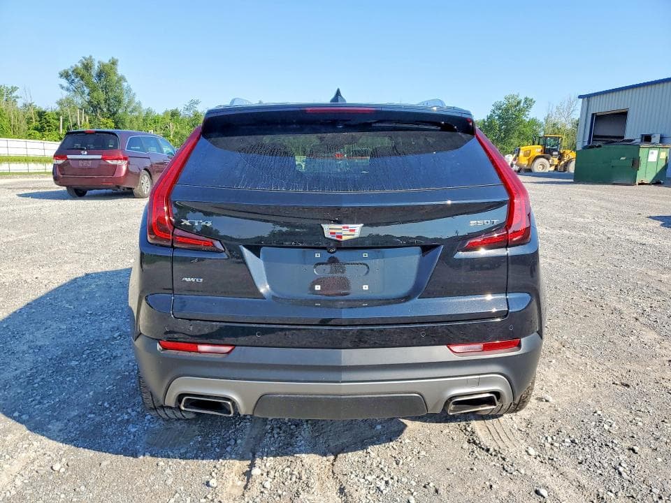 2023 CADILLAC XT4 PREMIUM LUXURY