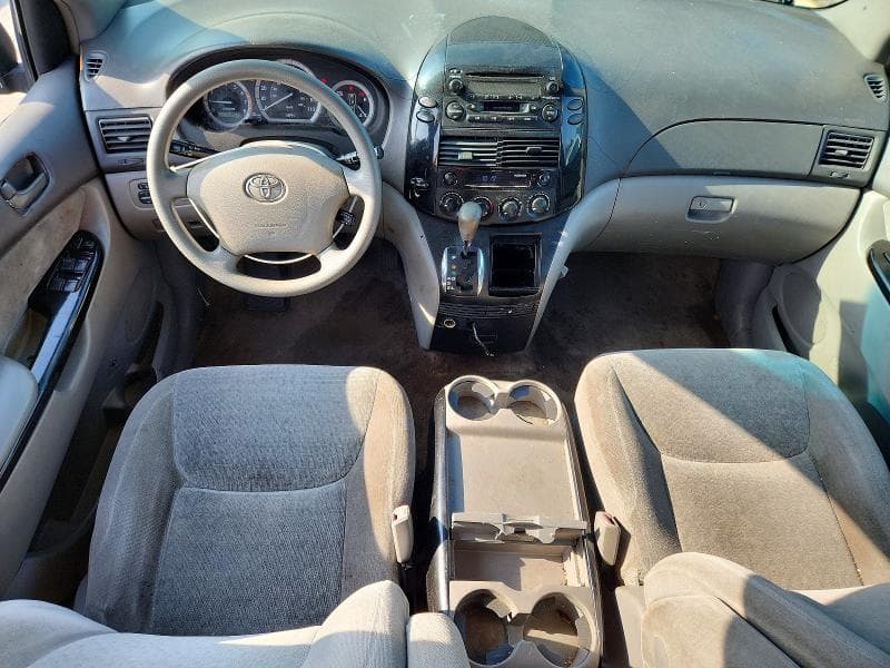 2005 TOYOTA SIENNA CE 7 PASSENGER