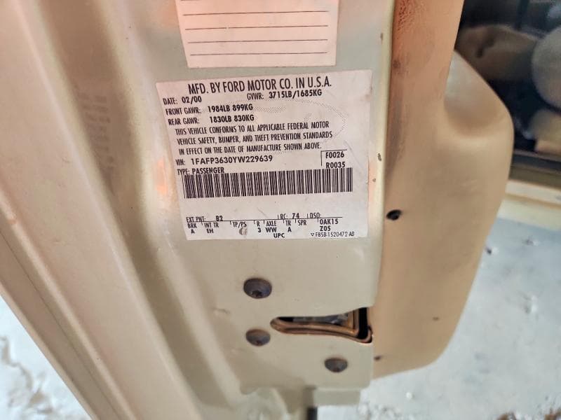 2000 FORD FOCUS SE