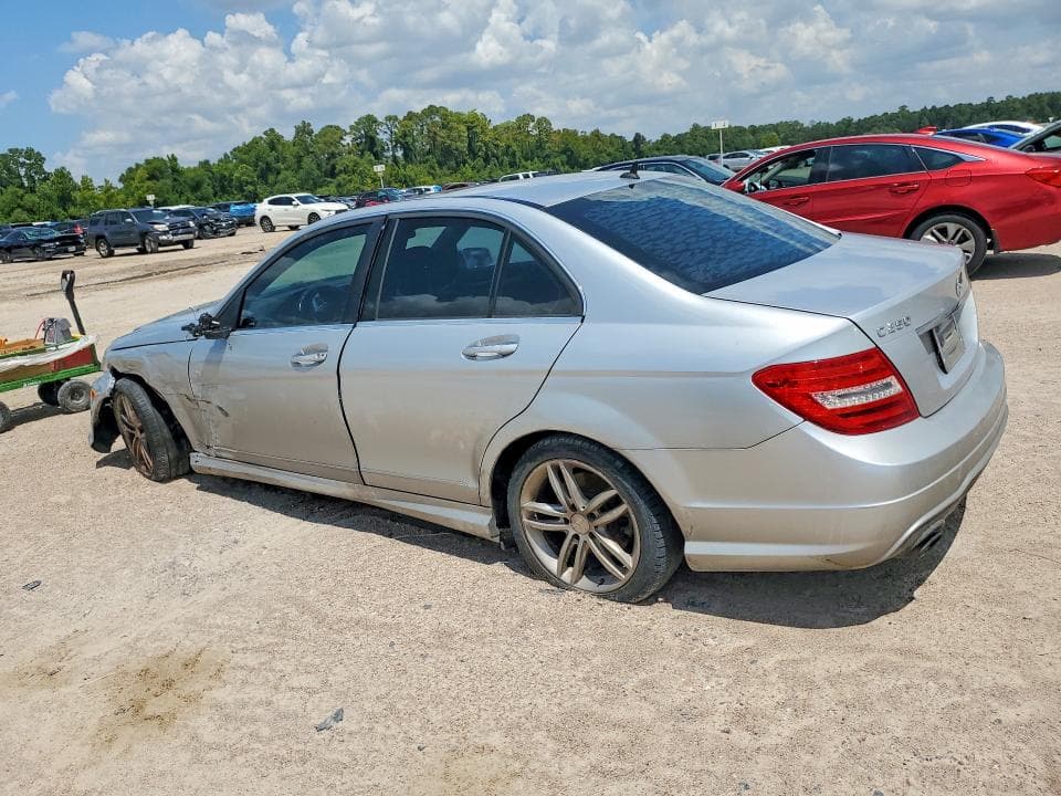 2014 MERCEDES-BENZ C 250