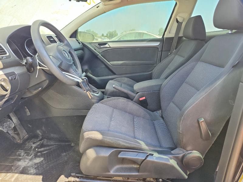 2013 VOLKSWAGEN GOLF