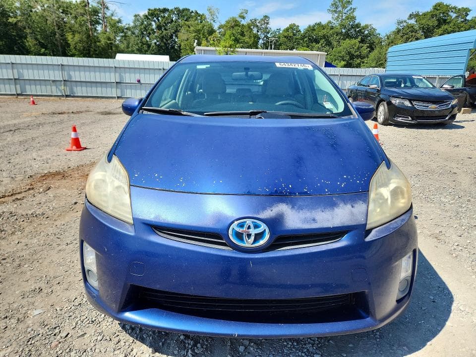 2010 TOYOTA PRIUS III