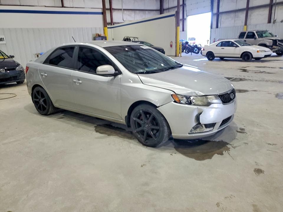 2013 KIA FORTE SX
