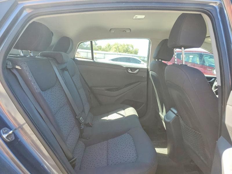 2017 HYUNDAI IONIQ SEL