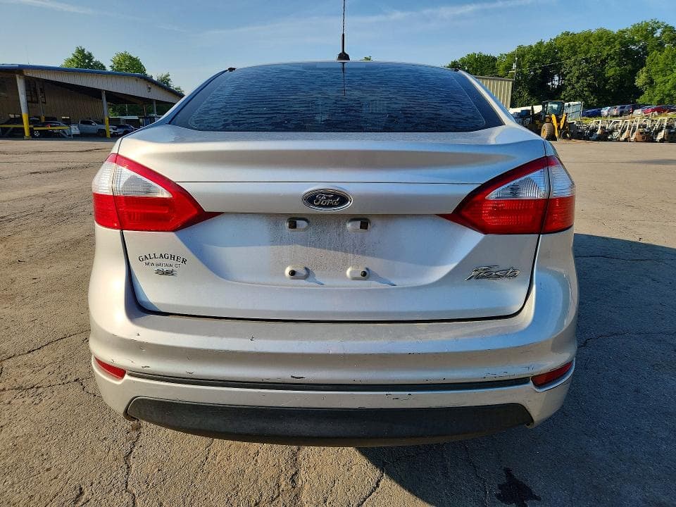 2015 FORD FIESTA SE