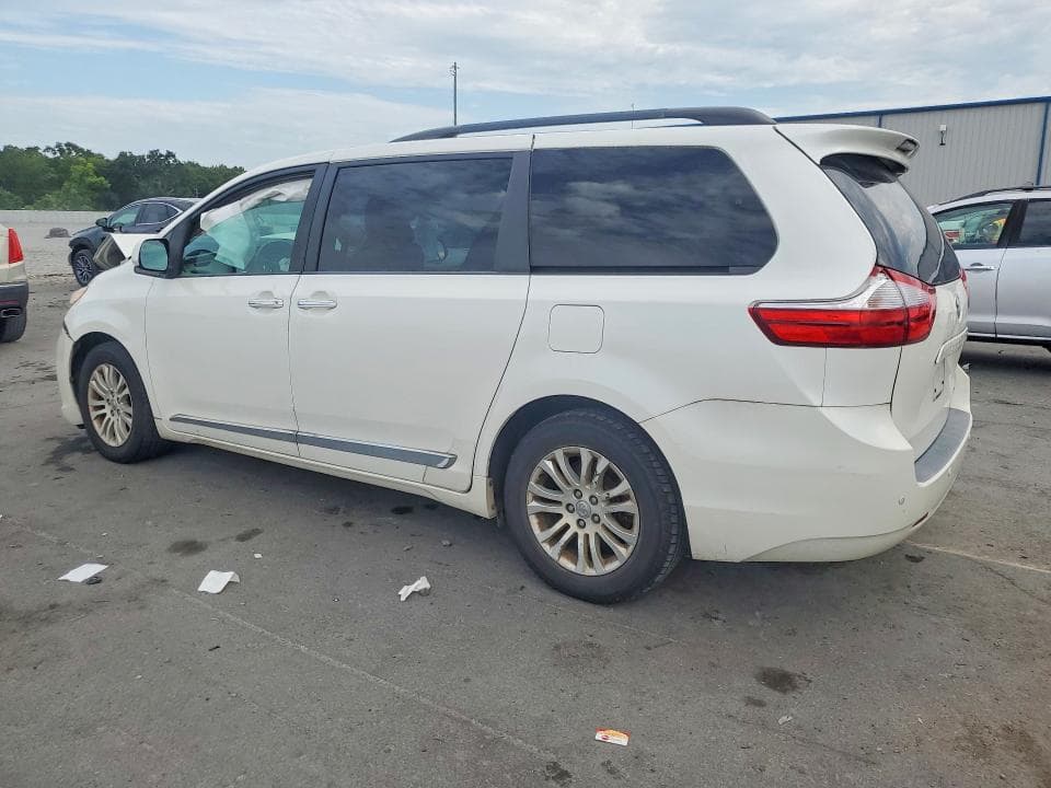 2017 TOYOTA SIENNA XLE PREMIUM 8-PASSENGER