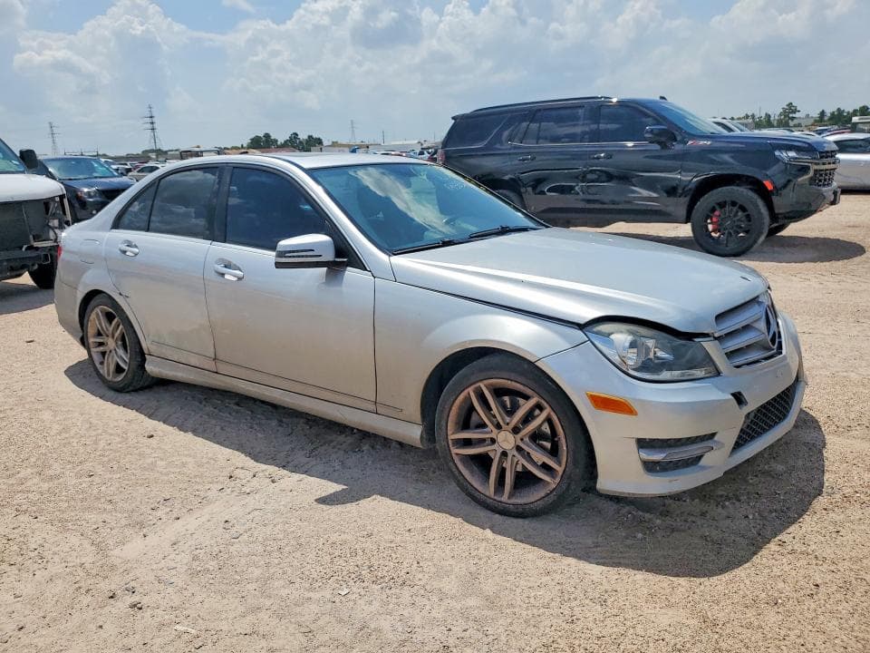 2014 MERCEDES-BENZ C 250