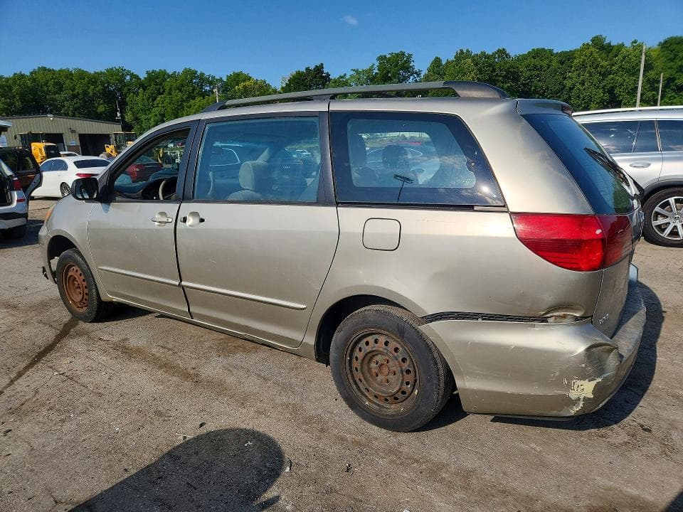 2005 TOYOTA SIENNA CE 7 PASSENGER
