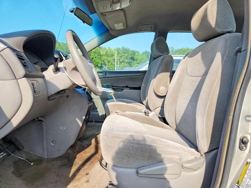 2005 TOYOTA SIENNA CE 7 PASSENGER