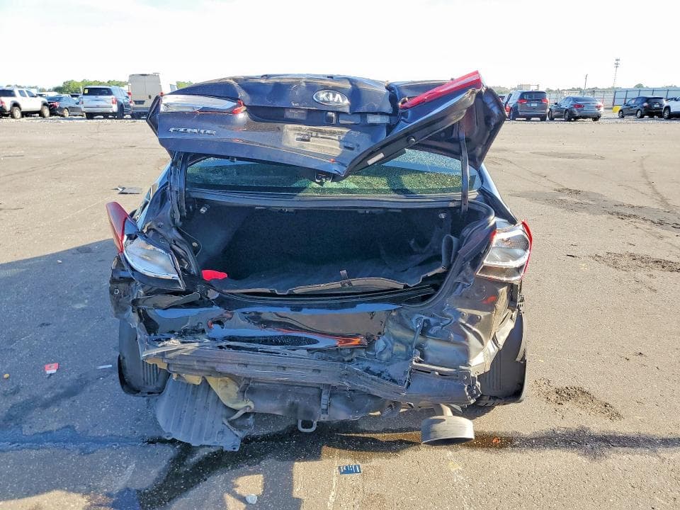 2017 KIA FORTE S