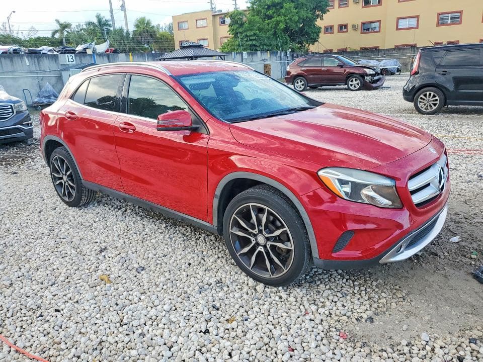 2015 MERCEDES-BENZ GLA 250 4MATIC