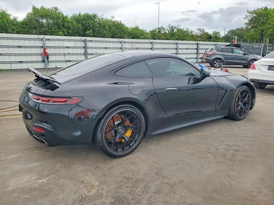 2025 MERCEDES-BENZ AMG GT 63