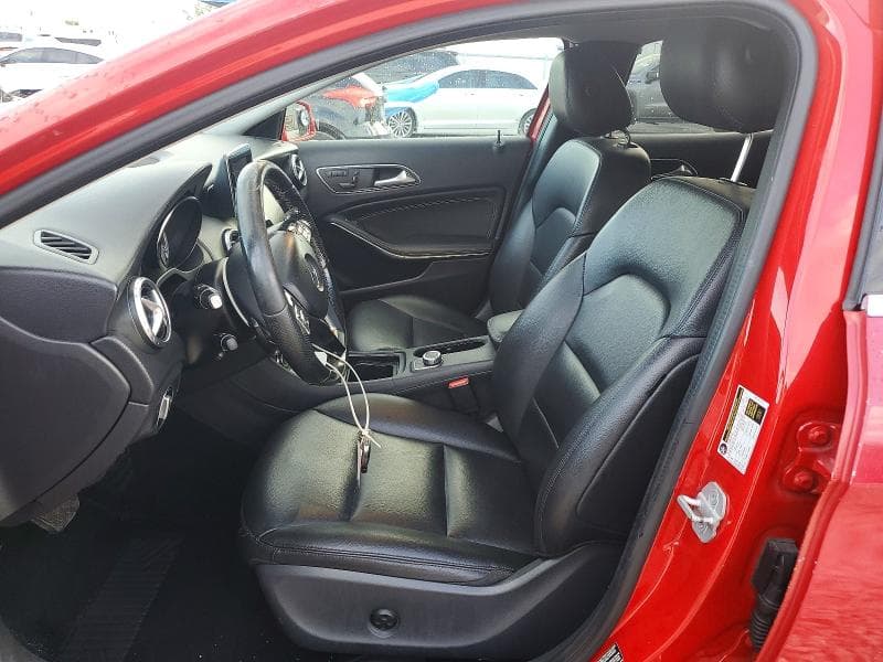 2015 MERCEDES-BENZ GLA 250 4MATIC