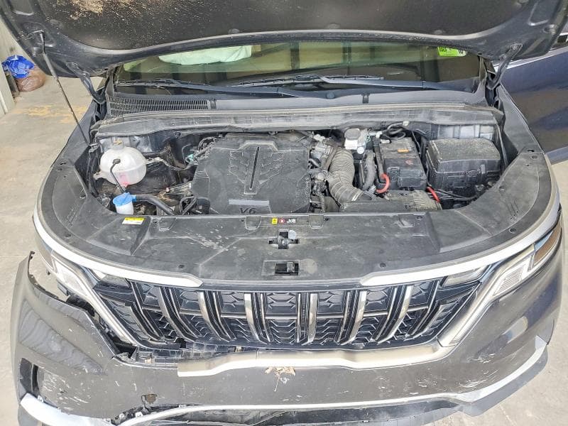 2023 KIA CARNIVAL LX