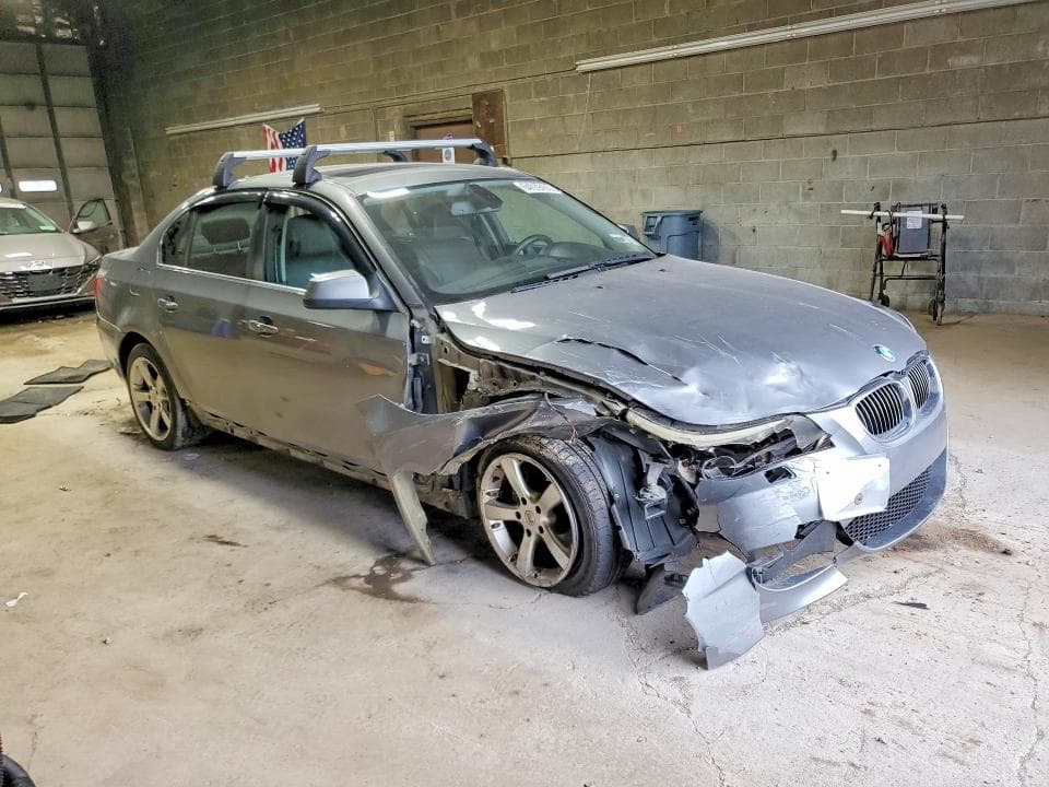 2010 BMW 528 XI