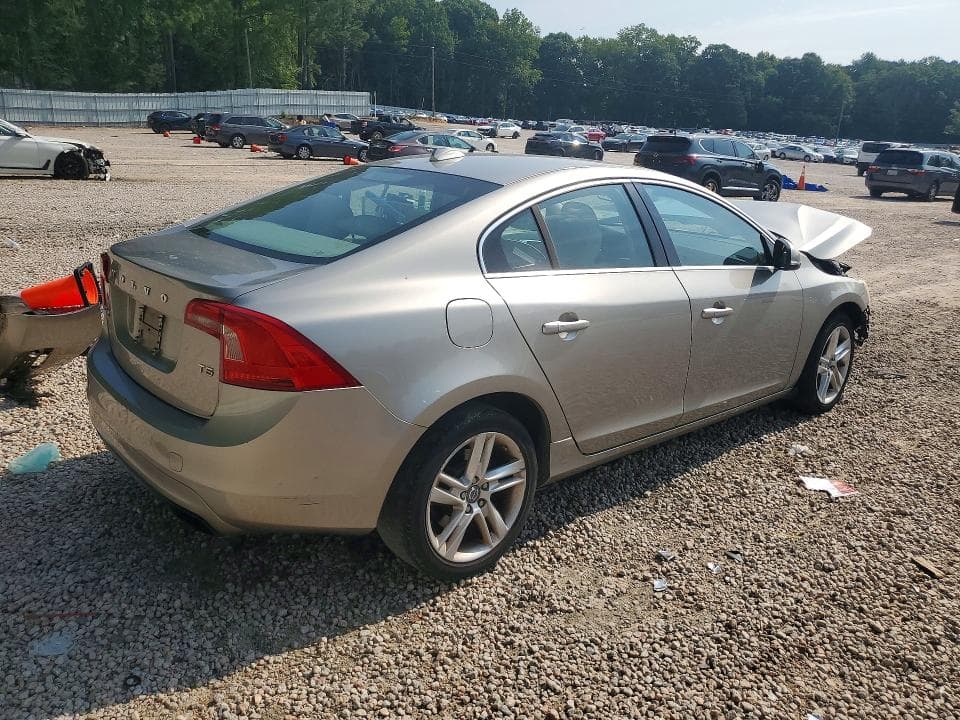 2015 VOLVO S60 PREMIER