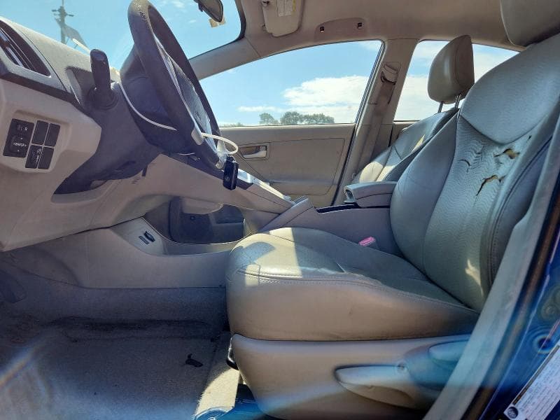 2010 TOYOTA PRIUS III