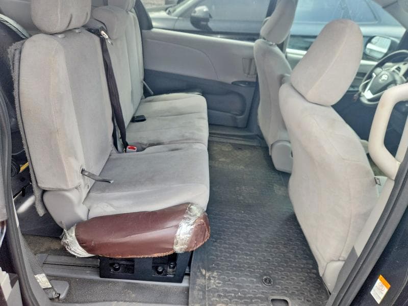 2020 TOYOTA SIENNA L
