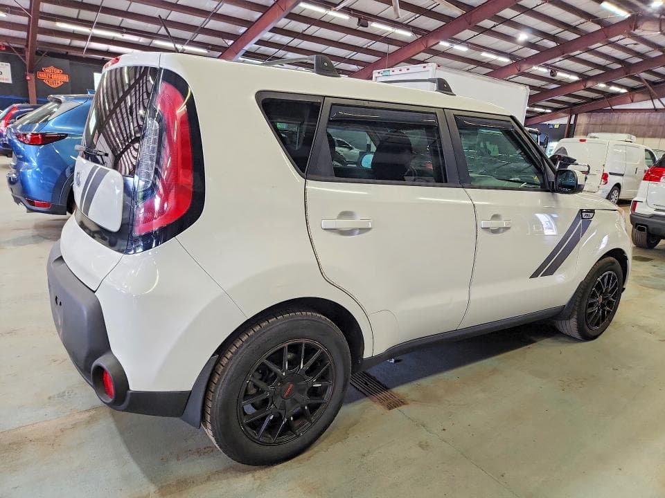 2015 KIA SOUL BASE