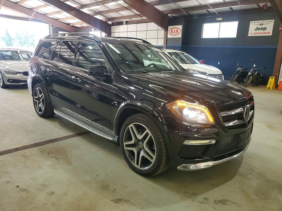 2015 MERCEDES-BENZ GL 550 4MATIC