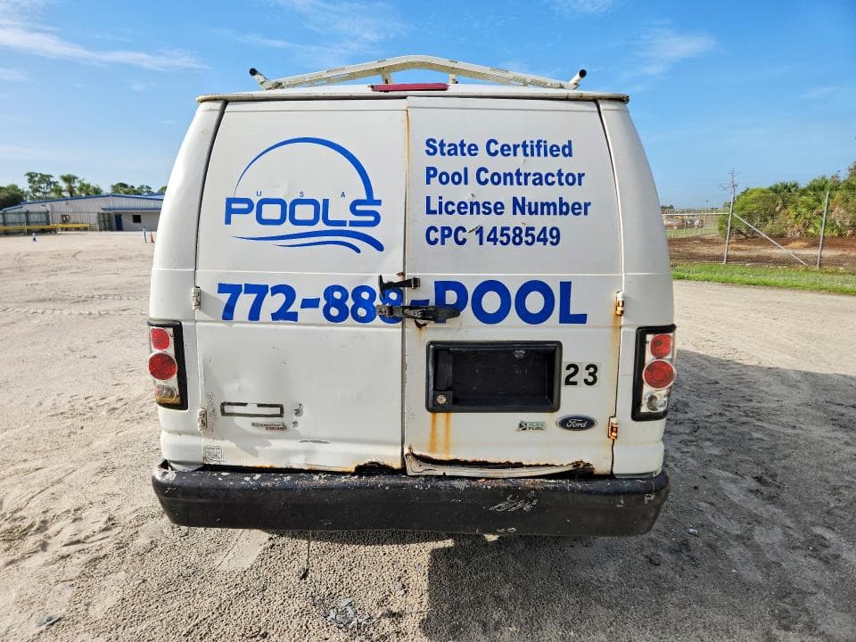 2008 FORD E250 DELIVERY VAN