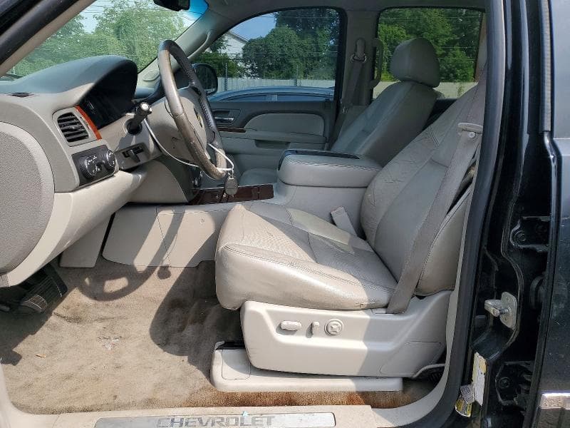 2011 CHEVROLET TAHOE K1500 LTZ