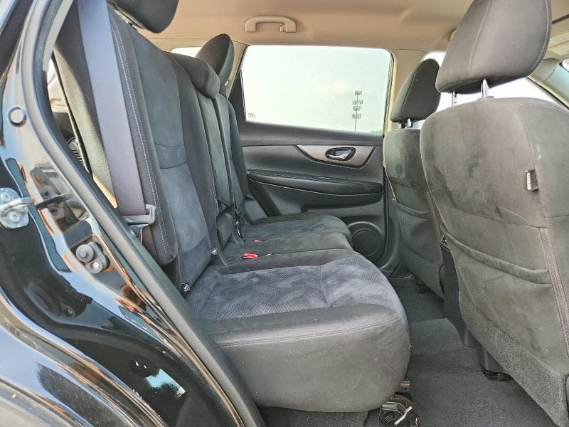 2015 NISSAN ROGUE SV