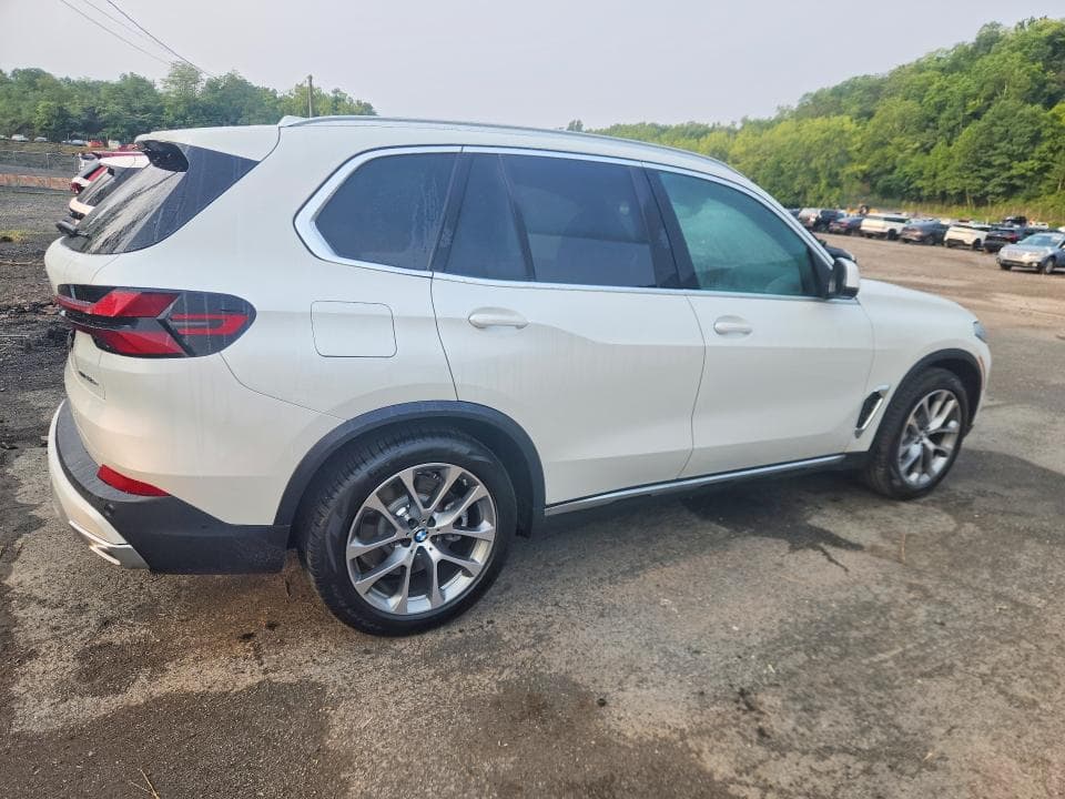 2026 BMW X5 XDRIVE50E