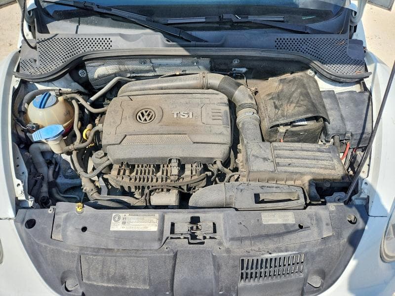 2016 VOLKSWAGEN BEETLE 1.8T
